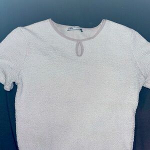 Zara Tee